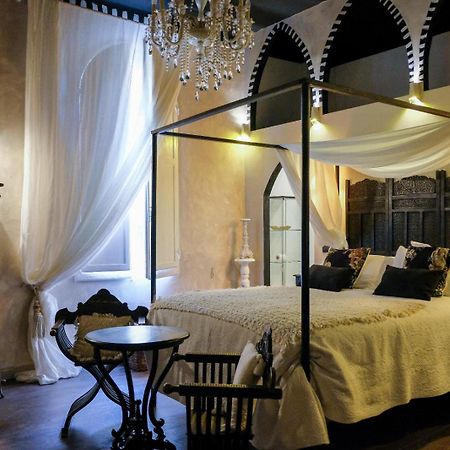 Les Chambres De Amelie B&B Bolonia Exterior foto